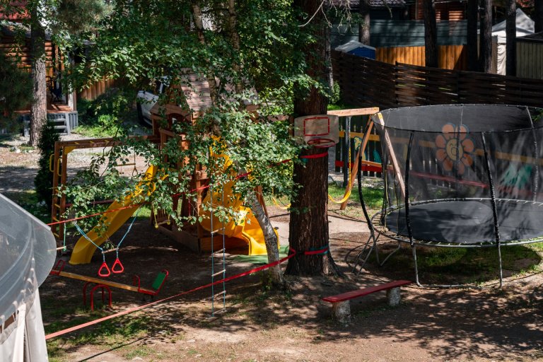 Children's outdoor recreation areas