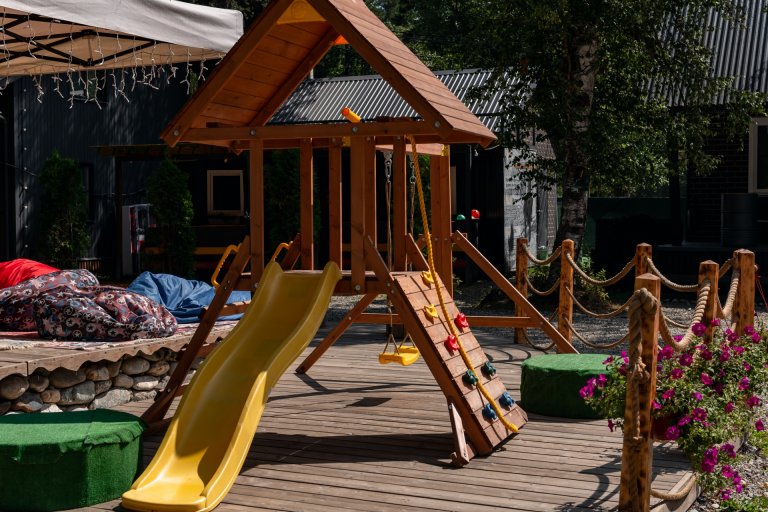 Children's outdoor recreation areas